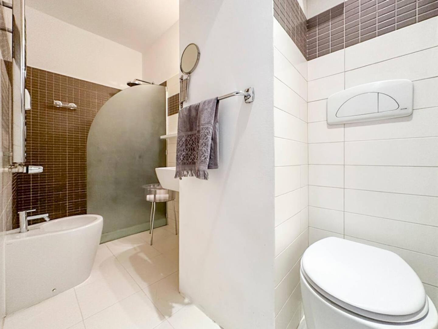 Fully Equipped Vitoshka Area Spacious Metro Sofia Exterior foto